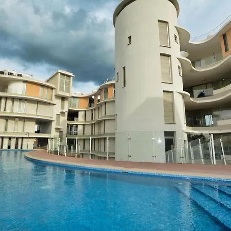 City Center Pool View Larnaca